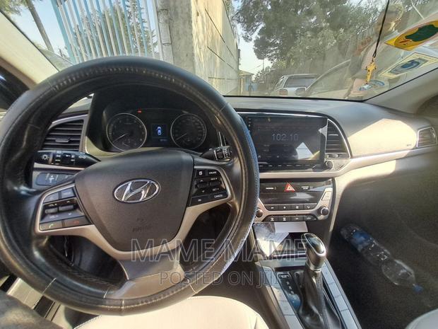 Toyota Corolla 2022 Gray
