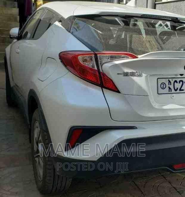 Toyota C-HR 2022 White