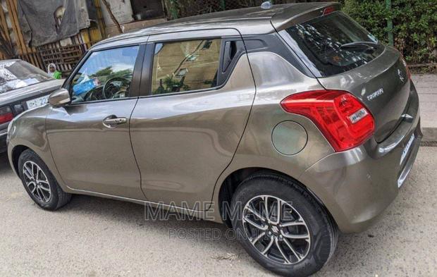 New Suzuki Swift 2021 Gray