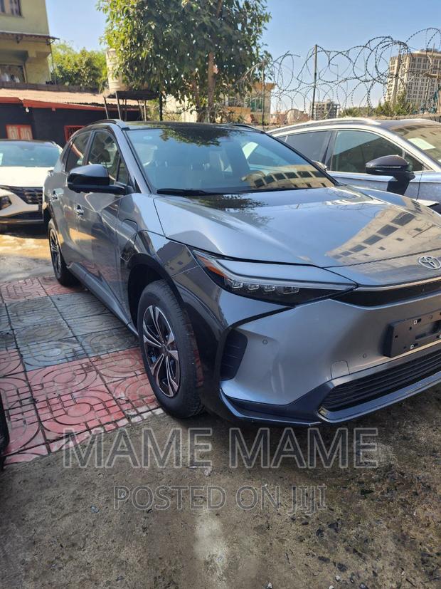 New Toyota bZ4X 2023 Gray