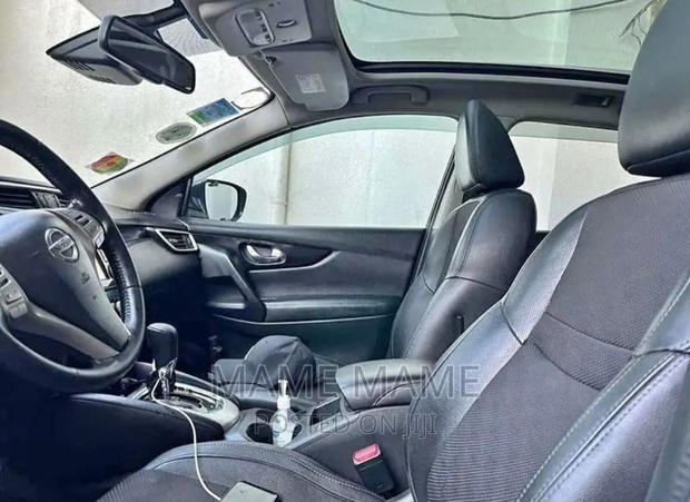 Nissan Qashqai 2016 Gray