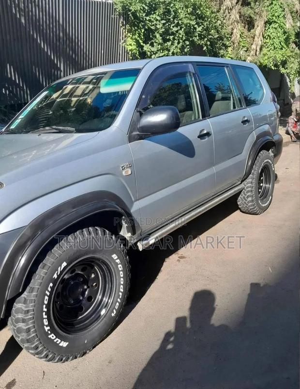 Toyota Land Cruiser 2009 Silver