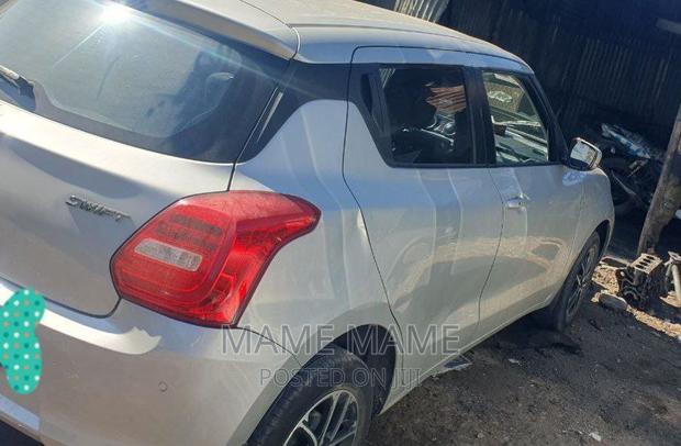 New Suzuki Swift 2022 Silver