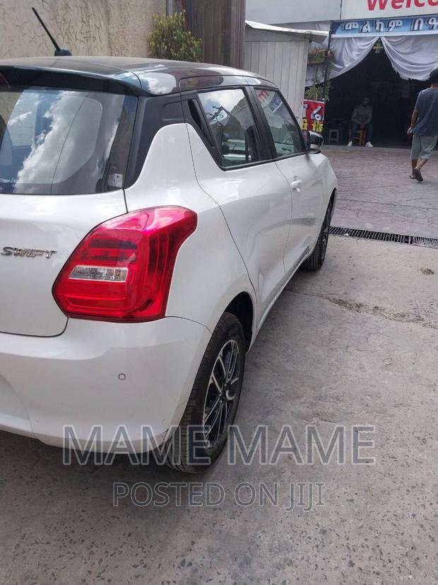 New Suzuki Swift 2022 White