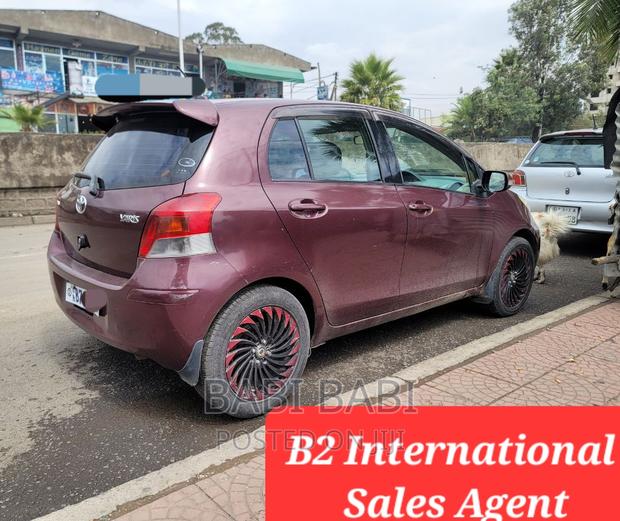 Toyota Yaris 2010 Burgundy