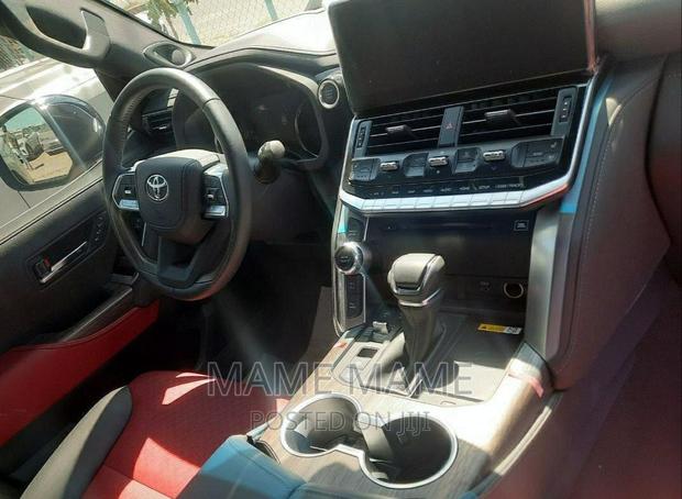 New Toyota Land Cruiser 2022 Black