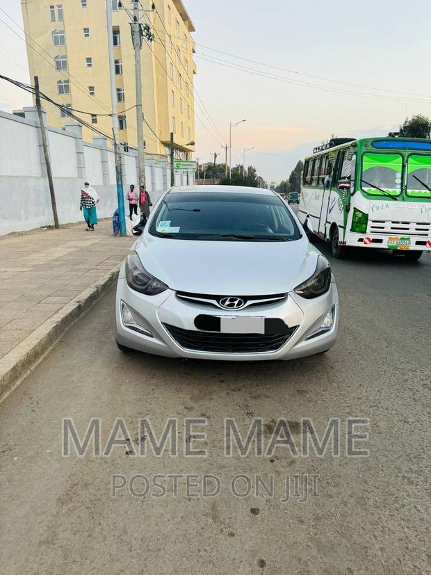 Hyundai Avante 2014 Silver