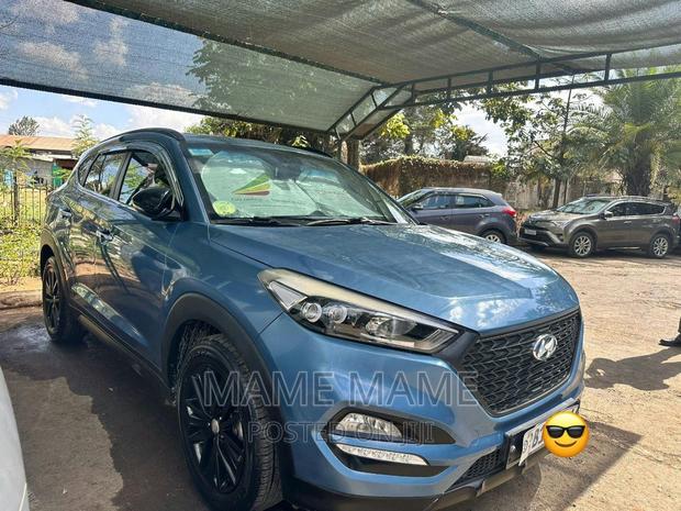 Hyundai Tucson 2016 Blue