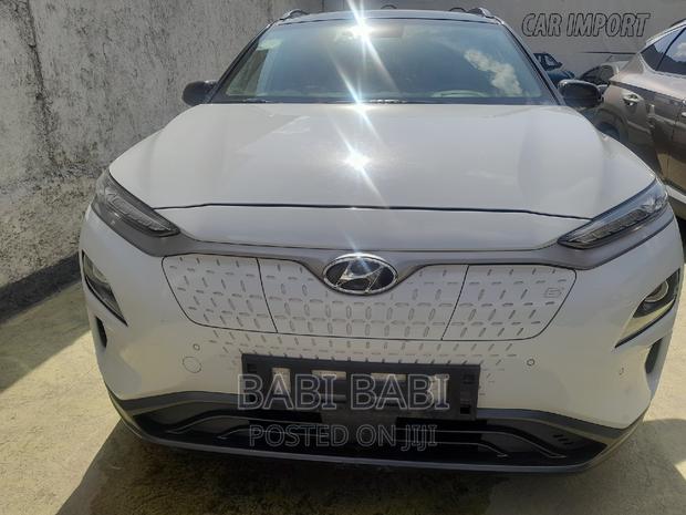 New Hyundai Kona Electric 2023 White