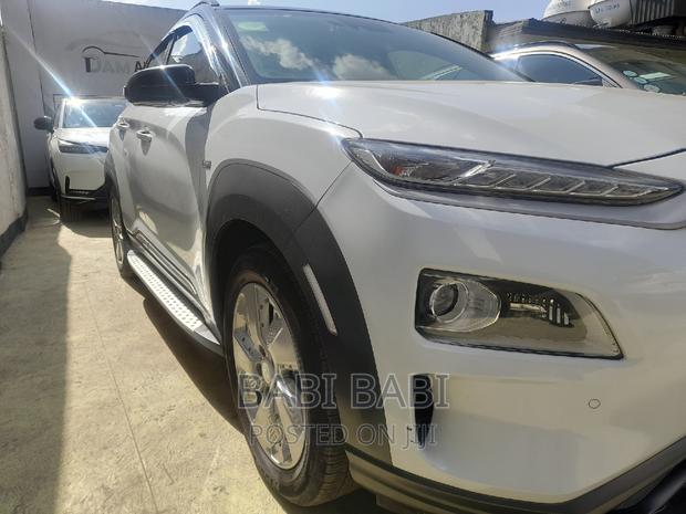 New Hyundai Kona Electric 2023 White