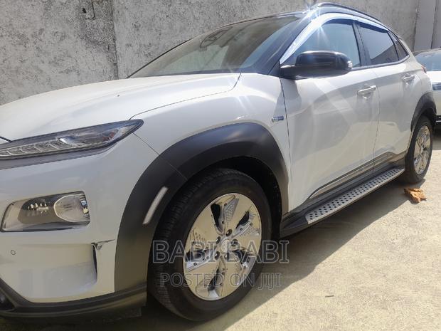 New Hyundai Kona Electric 2023 White