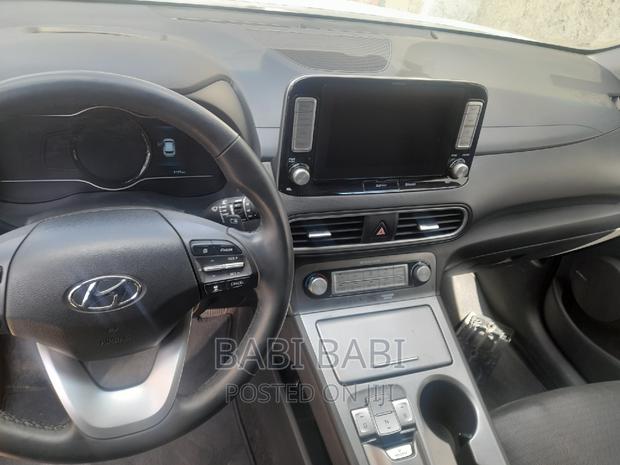 New Hyundai Kona Electric 2023 White