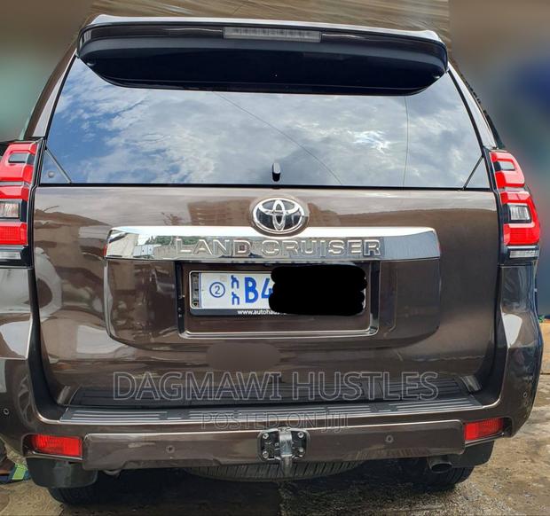 Toyota Land Cruiser Prado 2020 Brown