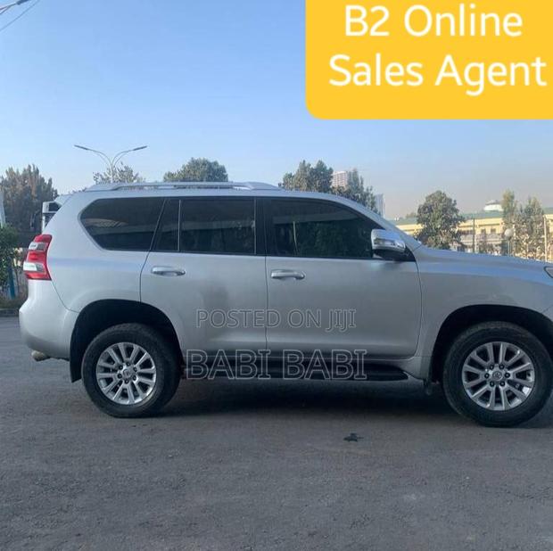 Toyota Land Cruiser Prado 2016 Silver