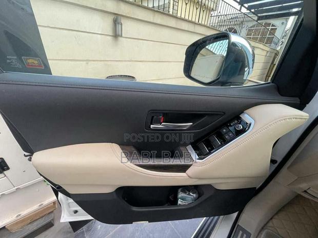 New Toyota Land Cruiser 2023 White