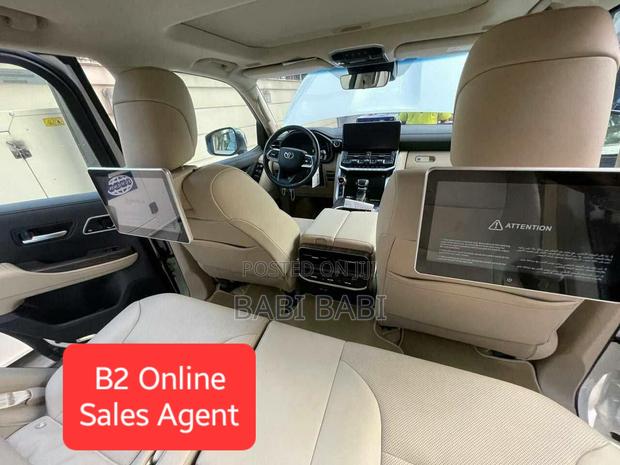 New Toyota Land Cruiser 2023 White