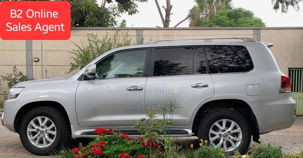 Toyota Land Cruiser 2018 Silver