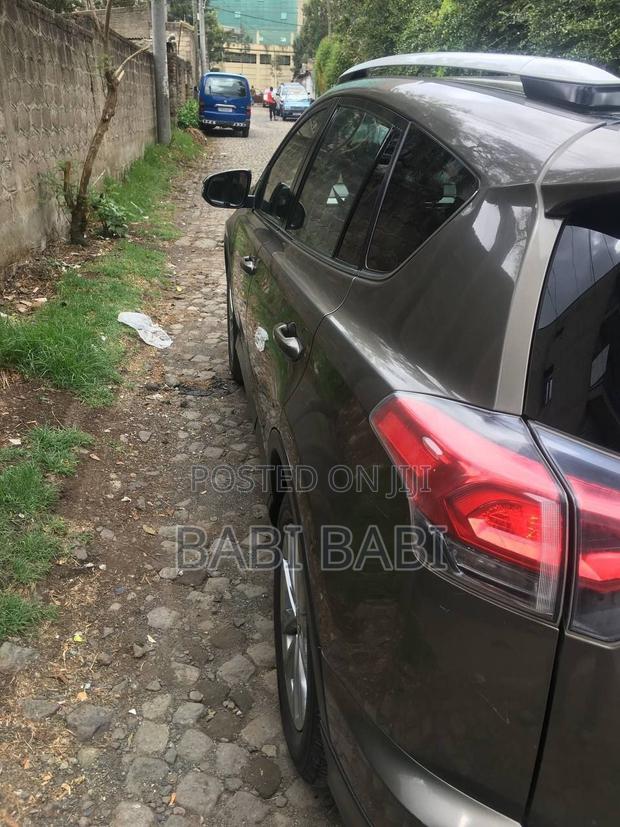 Toyota RAV4 2017 Brown
