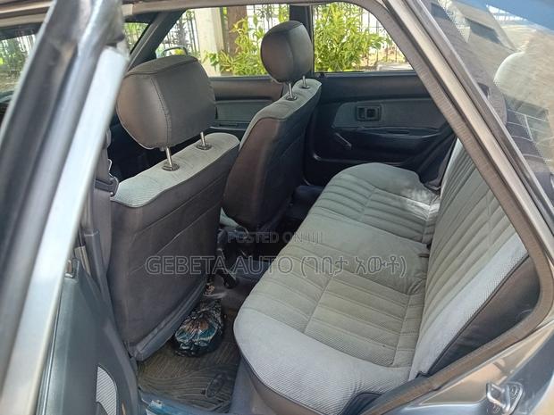 Toyota Lexcen 1990 Silver
