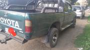 Toyota Hilux 2000 Green for sale