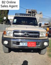 Toyota Land Cruiser 2021 Gold for sale