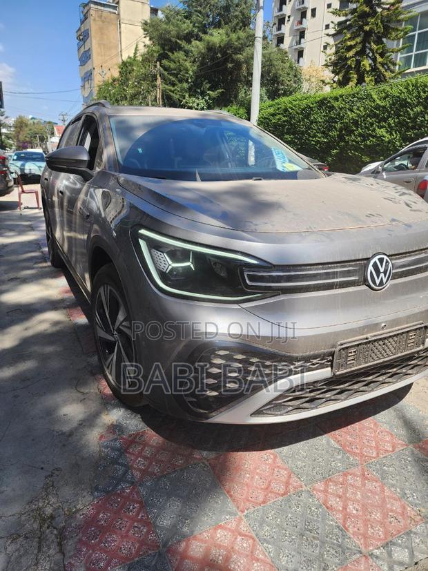 New Volkswagen ID.6 2023 Brown