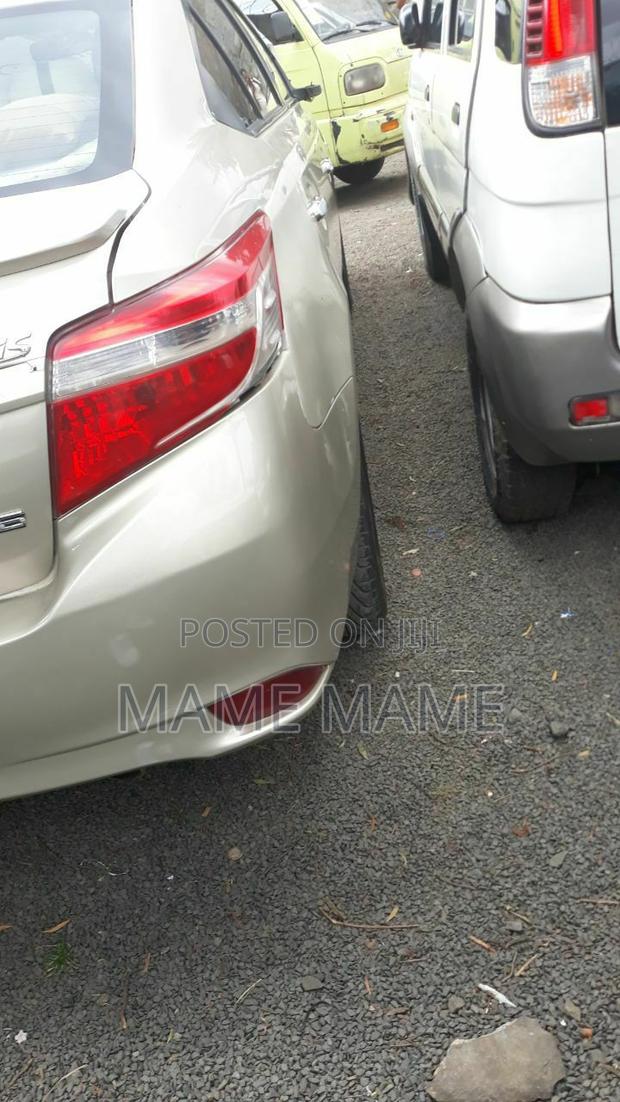 Toyota Yaris 2014 Silver