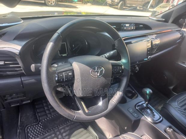 Toyota Yaris 2014 Silver