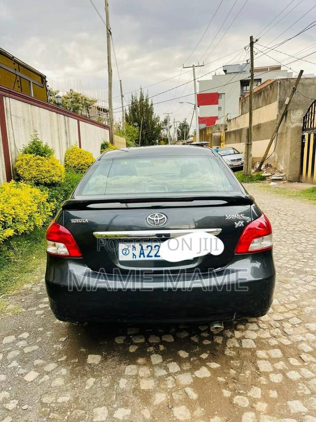 Toyota Yaris 2010 Blue