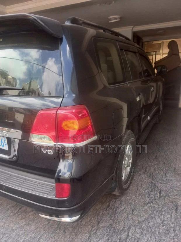 Toyota Land Cruiser 2014 Black