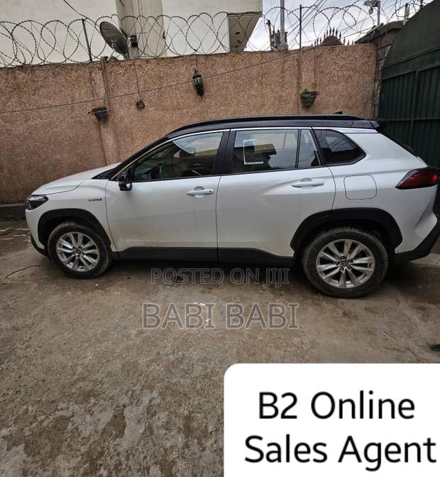 New Toyota Corolla Cross 2023 White