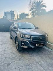 Toyota Hilux 2020 Gold for sale