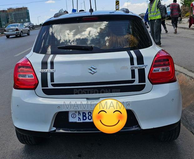 Suzuki Swift 2021 White