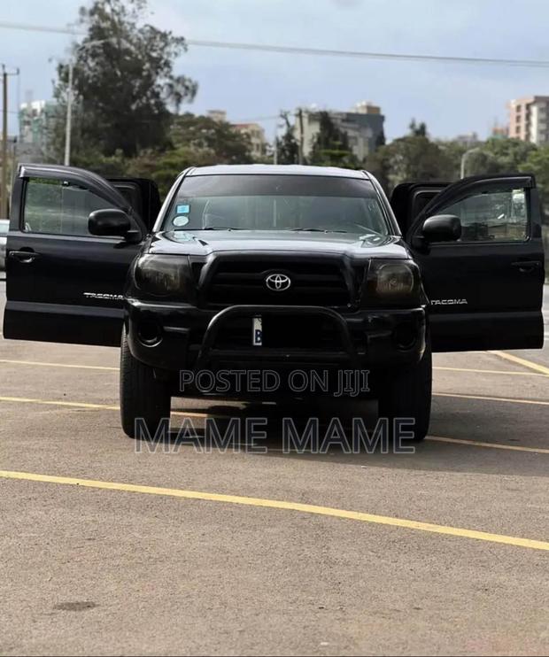 Toyota Tacoma 2006 Black