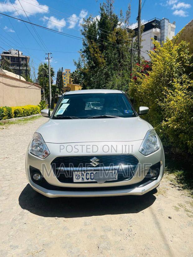 New Suzuki Swift 2022 Silver