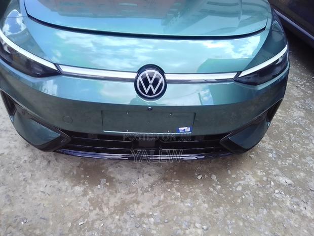 New Volkswagen ID.7 2025 Green