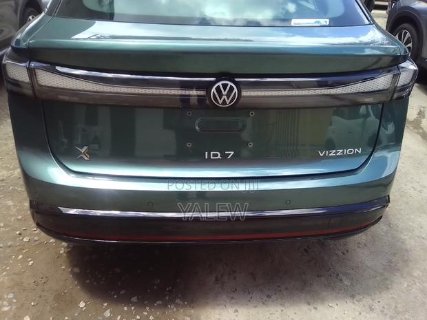 New Volkswagen ID.7 2025 Green