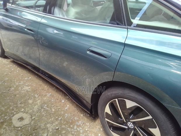New Volkswagen ID.7 2025 Green