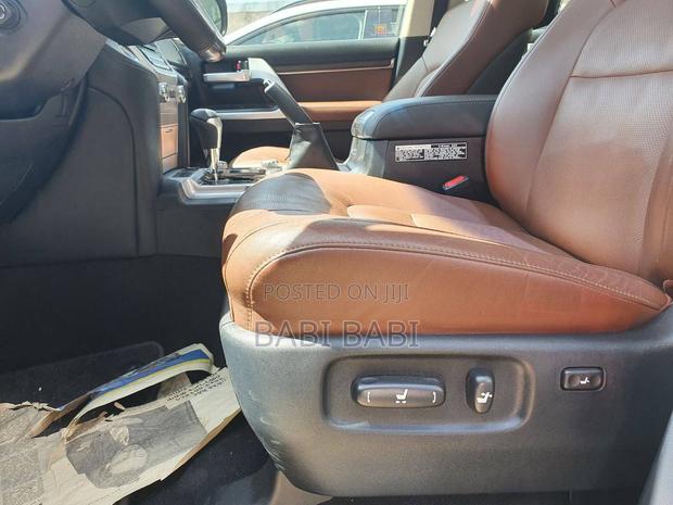 Toyota Land Cruiser 2020 Black