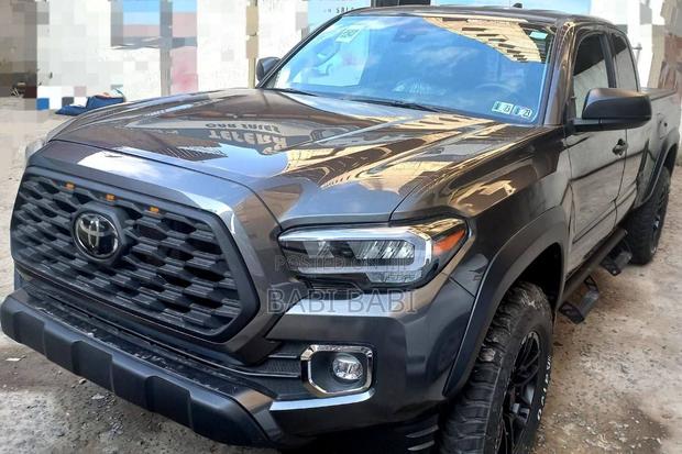 New Toyota Tacoma 2023 Gray