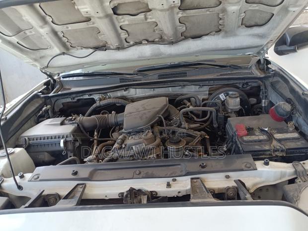 Toyota Tacoma 2019 White