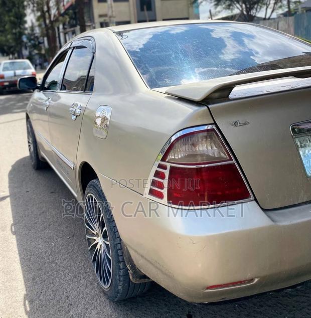 Toyota Corolla 2007 Gold