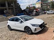 Hyundai i20 2021 White for sale