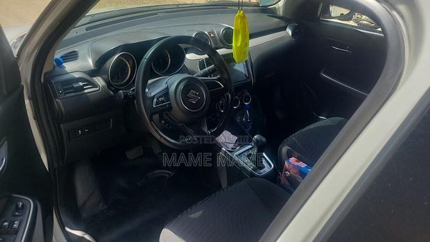 New Suzuki Swift 2022 Silver