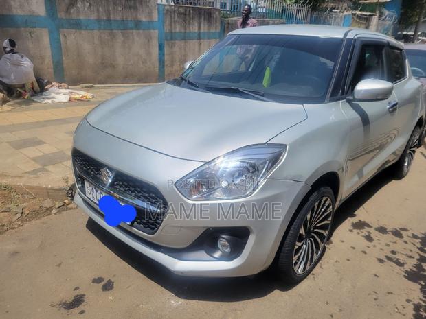 New Suzuki Swift 2022 Silver