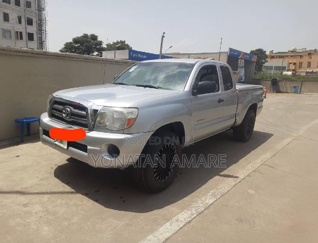 Toyota Tacoma 2008 Silver