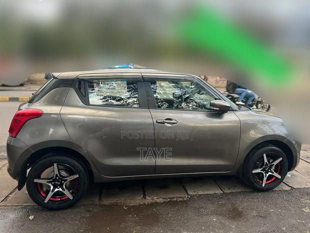 New Suzuki Swift 2022 Brown