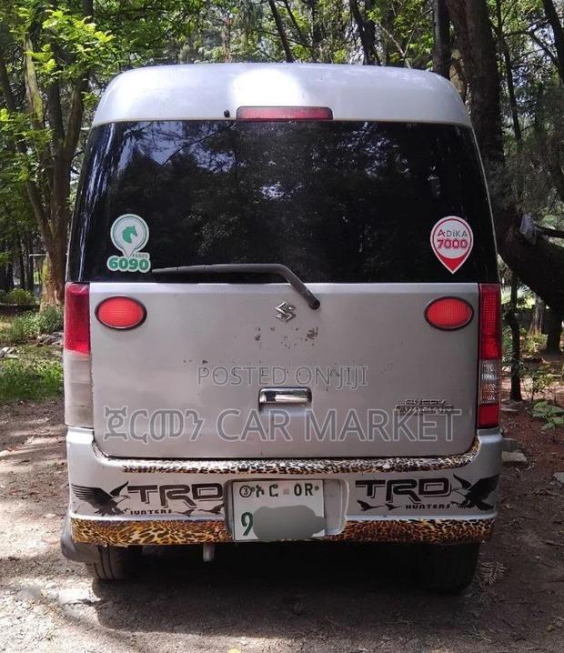 Suzuki Every Wagon 2012 Silver