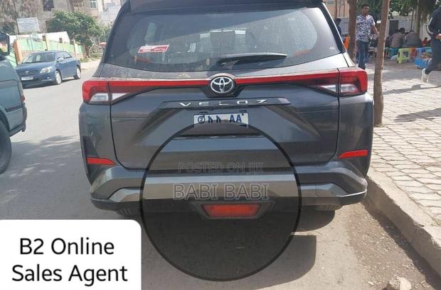 Toyota Vellfire 2023 Gray