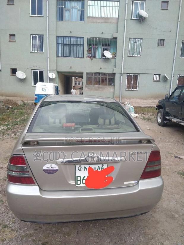 Toyota Corolla 2003 Gold